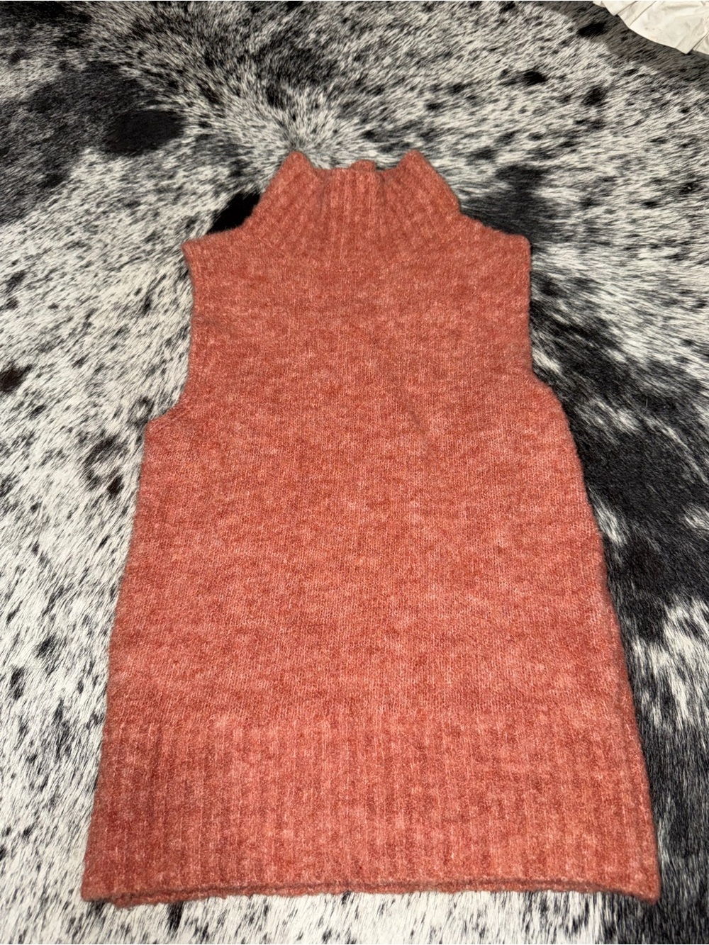 She + Sky Sleeveless Turtleneck Sweater Vest in Rust Orange
